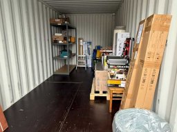 14.container