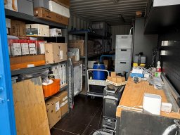 16.container